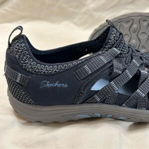 Skechers Outdoor Lifestyle Hiking Sandals, size 8.5 (SH01)